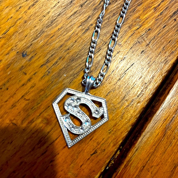 Necklace with a superman emblem in rhinestone absolutely perfect condition - Picture 1 of 4
